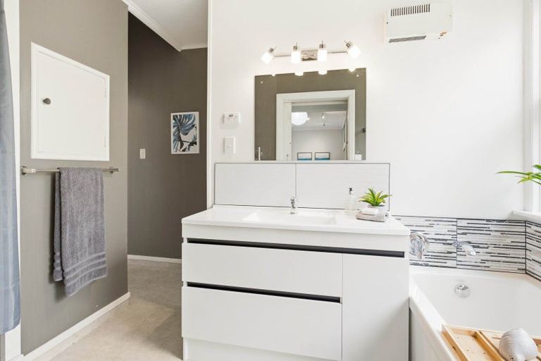 Photo of property in 32 City Road, Roslyn, Dunedin, 9010