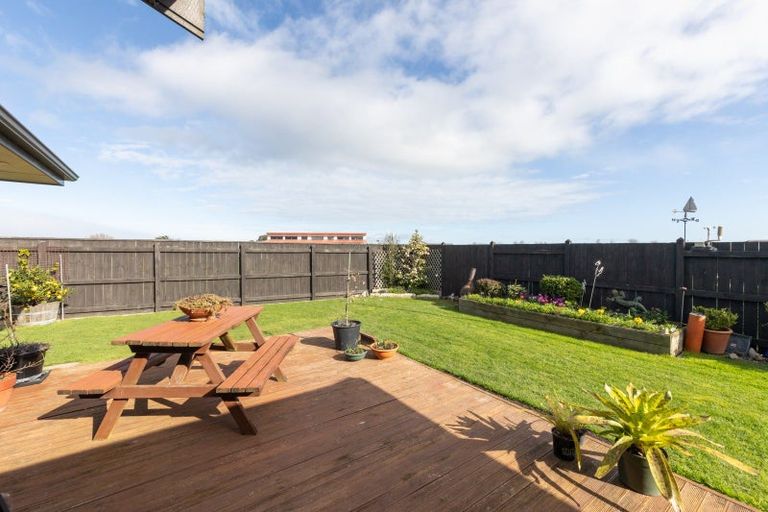 Photo of property in 54 Peter Hall Drive, Kelvin Grove, Palmerston North, 4414