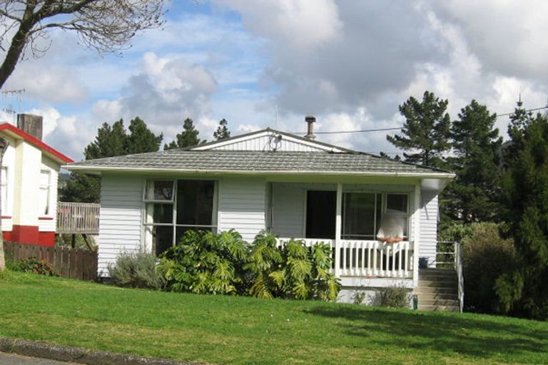 Photo of property in 38 Charles Street, Te Kamo, Whangarei, 0112