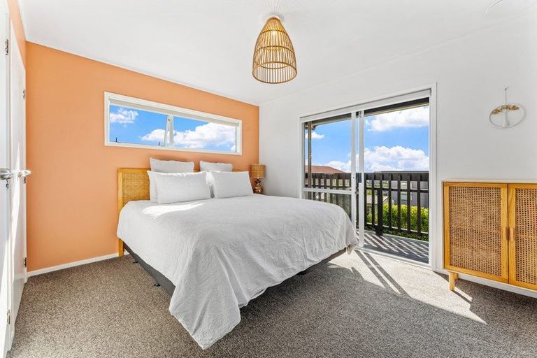 Photo of property in 10 Hinemoa Place, Snells Beach, 0920