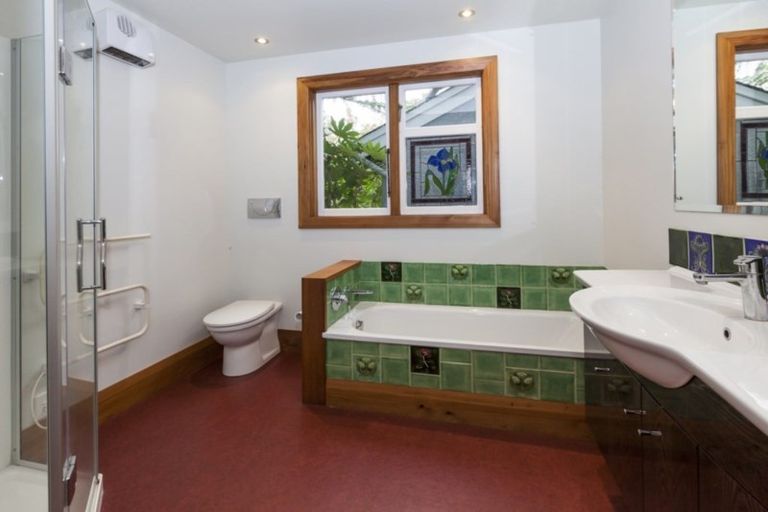 Photo of property in 112 Heaton Street, Merivale, Christchurch, 8052