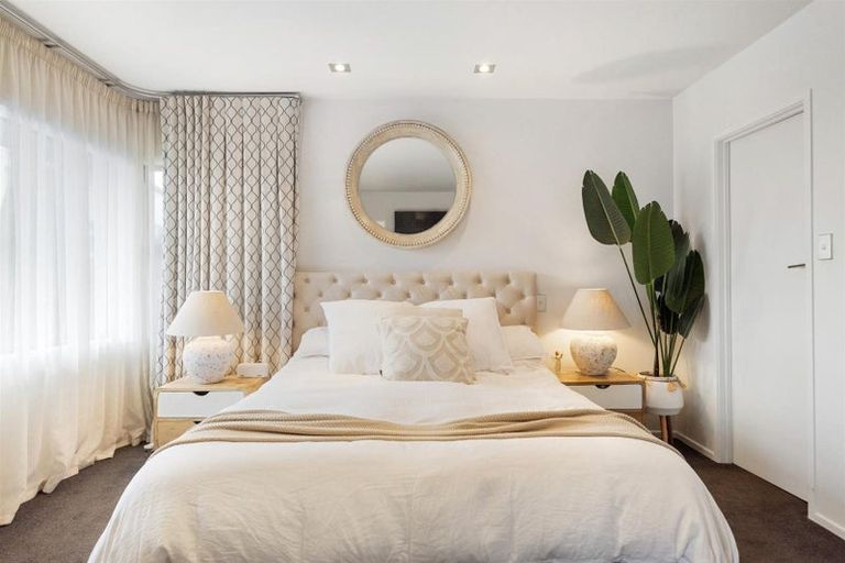 Photo of property in 48 Park Rise, Campbells Bay, Auckland, 0630