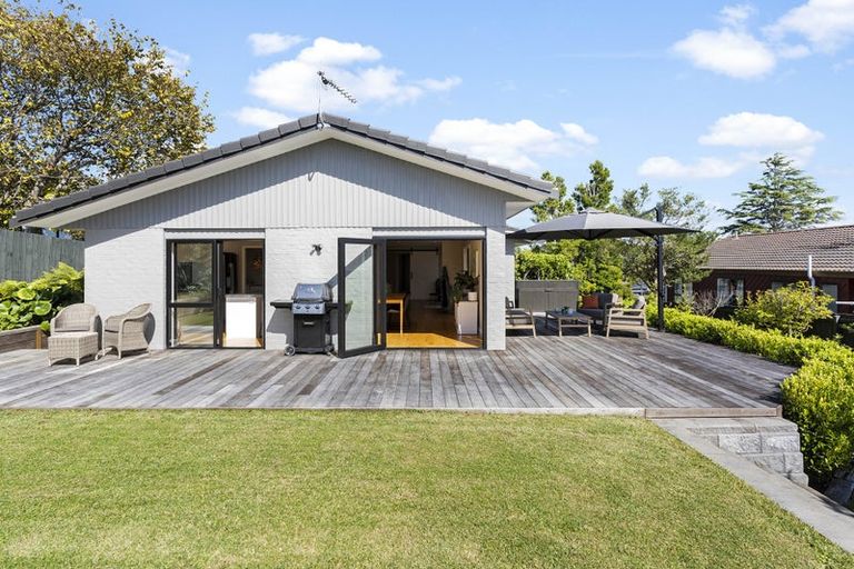 Photo of property in 60 John Gill Road, Shelly Park, Auckland, 2014