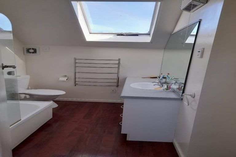 Photo of property in 3 Gavin Road, Raumati Beach, Paraparaumu, 5032