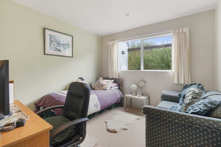 Photo of property in 25 Kenwyn Drive, Carterton, 5713
