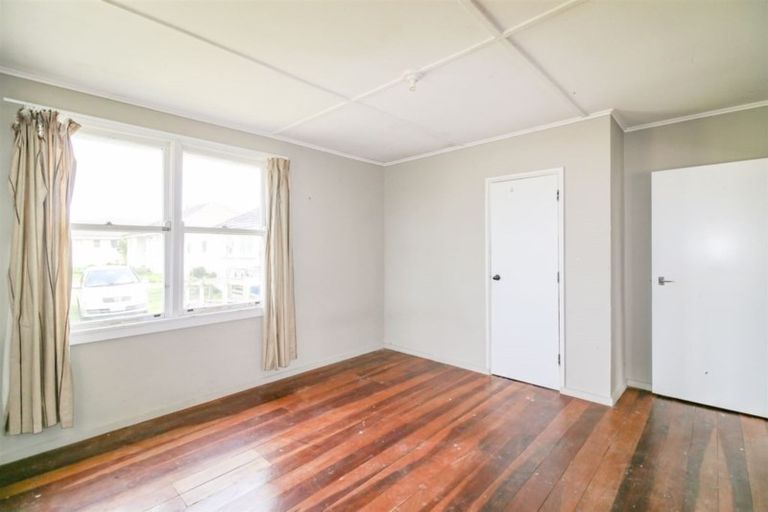Photo of property in 2 Akatea Street, Gonville, Whanganui, 4501