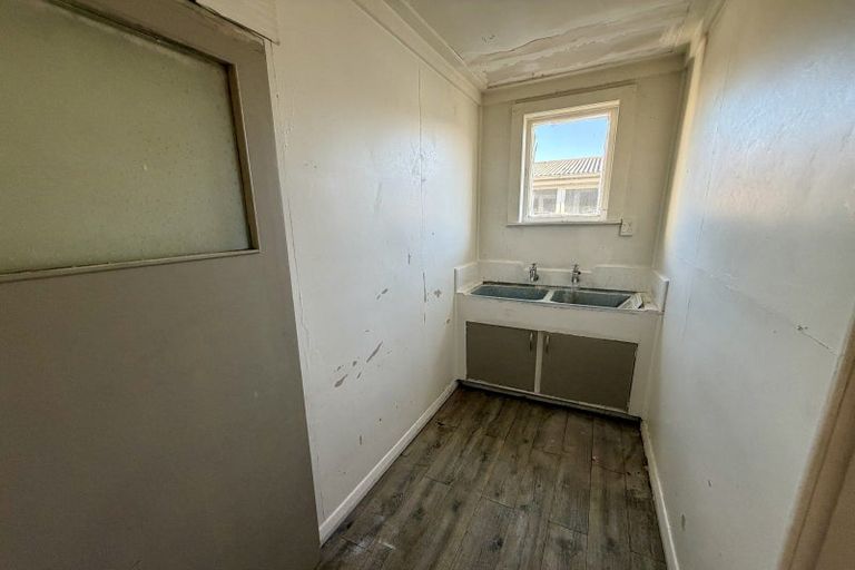 Photo of property in 12 Christian Street, Dannevirke, 4930