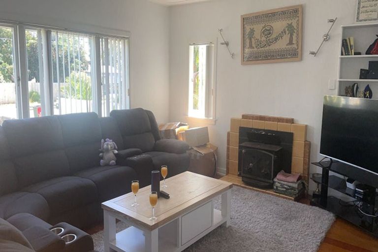 Photo of property in 7 George Street, Mangere East, Auckland, 2024