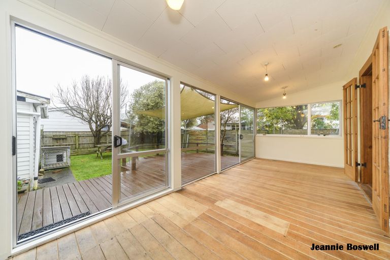 Photo of property in 22 Matipo Street, Takaro, Palmerston North, 4410