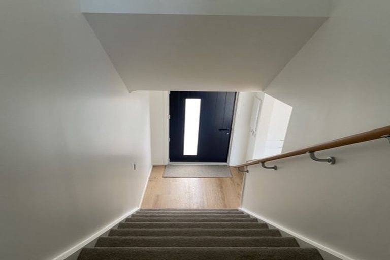 Photo of property in 56a Oxford Terrace, Epuni, Lower Hutt, 5011