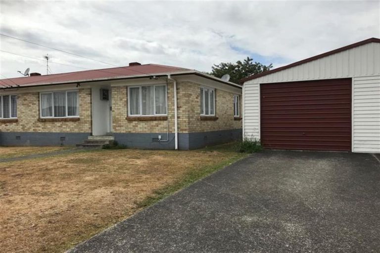 Photo of property in 3/12 Elizabeth Street, Papakura, 2110