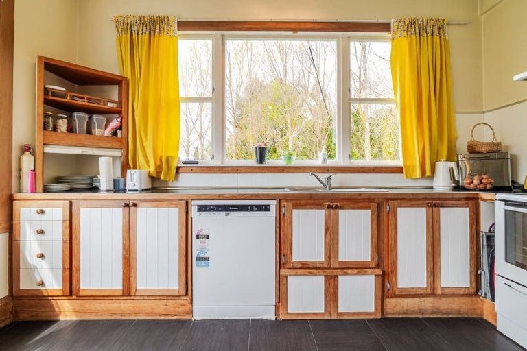 Photo of property in 1074 Tennent Drive, Linton, Palmerston North, 4472