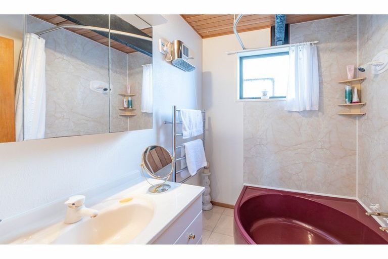 Photo of property in 410b Marine Parade, South New Brighton, Christchurch, 8062