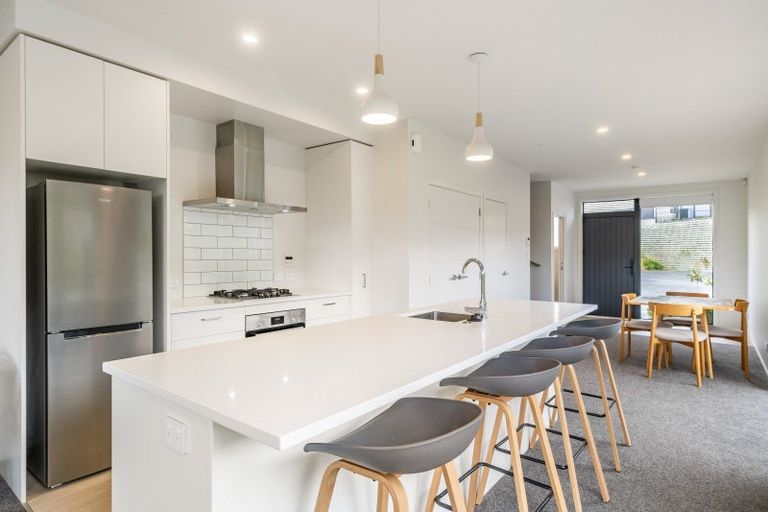 Photo of property in 54 Koreke Close, Kenepuru, Porirua, 5022