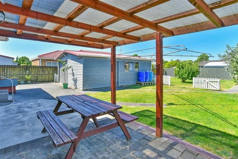 Photo of property in 57 Cambridge Terrace, Papatoetoe, Auckland, 2025