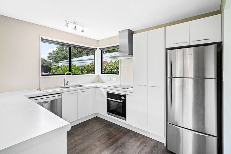 Photo of property in 20 Shamrock Place, Halswell, Christchurch, 8025