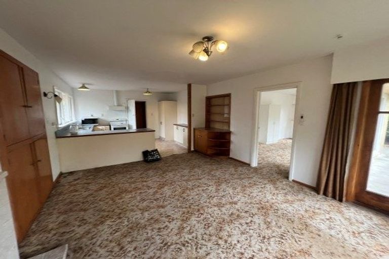 Photo of property in 27 Maidstone Road, Ilam, Christchurch, 8041