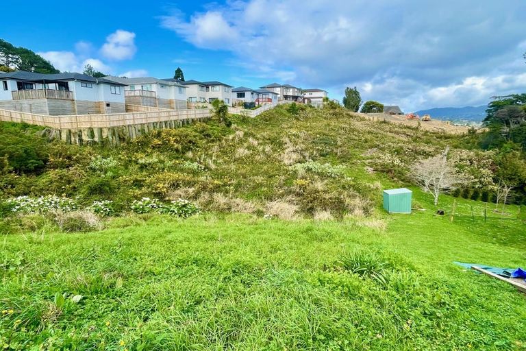 Photo of property in 121d Sunnyside Road, Sunnyvale, Auckland, 0612