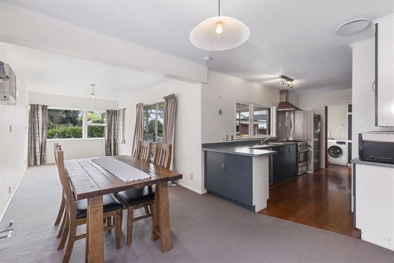 Photo of property in 4 Lynwood Place, Chedworth, Hamilton, 3210