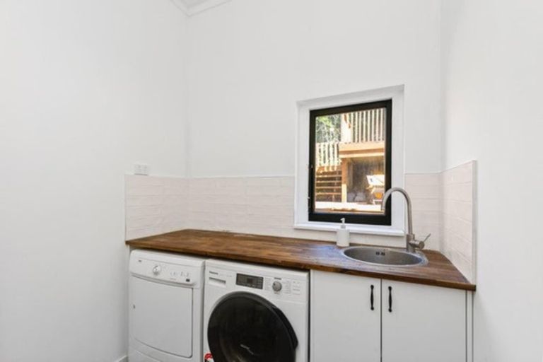 Photo of property in 34 Brighton Street, Island Bay, Wellington, 6023