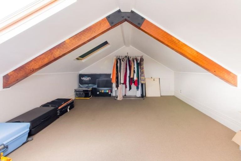 Photo of property in 7b Victoria Road, Mount Maunganui, 3116