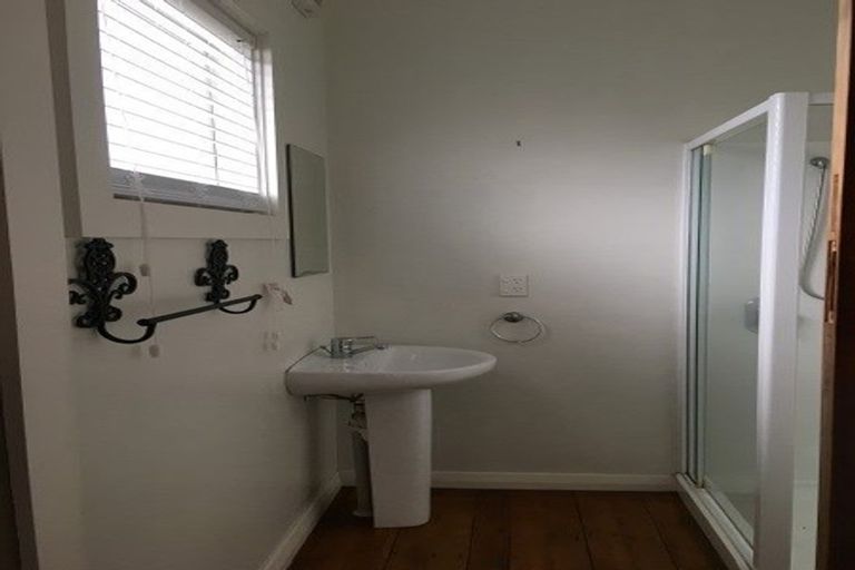 Photo of property in 15 Cowper Street, Greymouth, 7805