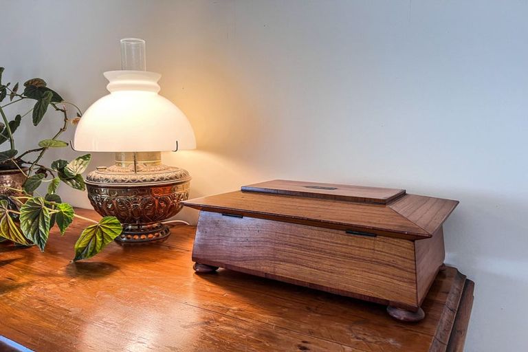 Photo of property in 11 Saint Mary Street, Thorndon, Wellington, 6011