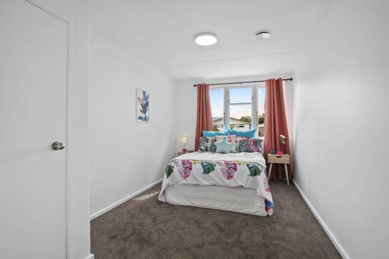 Photo of property in 75b Tabitha Crescent, Henderson, Auckland, 0612