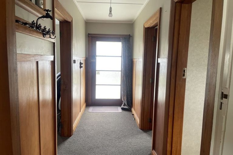 Photo of property in 9 Moorhouse Street, Waimate, 7924