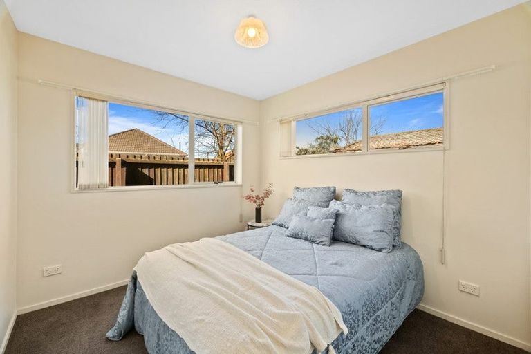 Photo of property in 2/28 Hay Street, Bromley, Christchurch, 8062