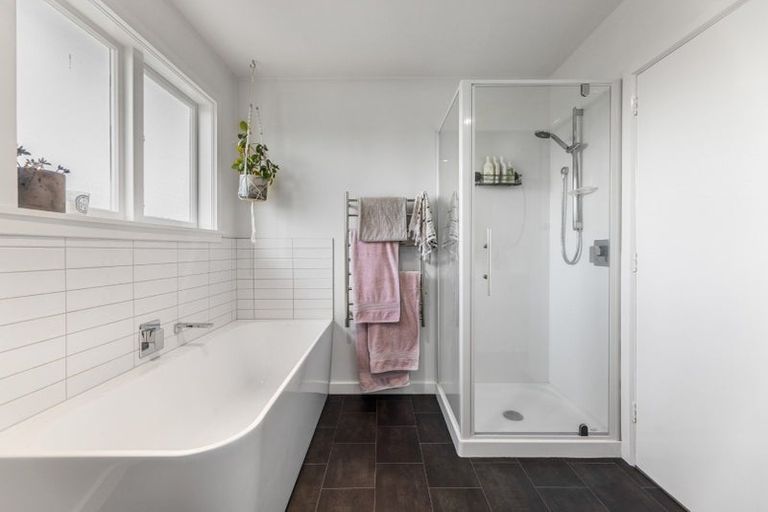 Photo of property in 107 Veitches Road, Casebrook, Christchurch, 8051