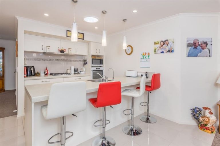 Photo of property in 6 Awhitu Road, Kerikeri, 0230