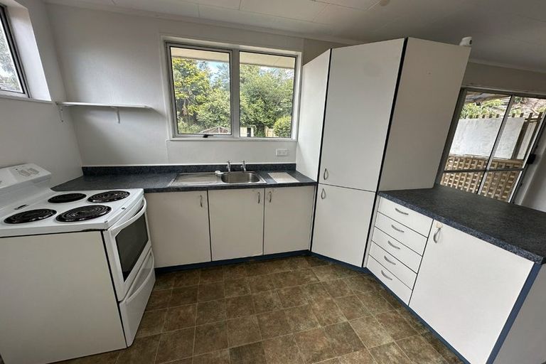 Photo of property in 17 Percival Road, Paraparaumu Beach, Paraparaumu, 5032