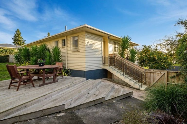 Photo of property in 17 Pandora Avenue, Sunnybrook, Rotorua, 3015