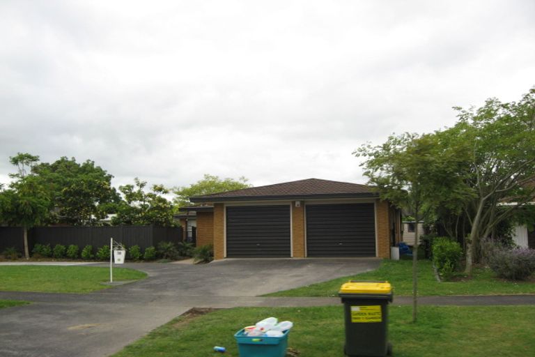 Photo of property in 12 Peridot Place, Conifer Grove, Takanini, 2112