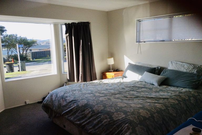 Photo of property in 38 Staithes Drive North, Whitby, Porirua, 5024