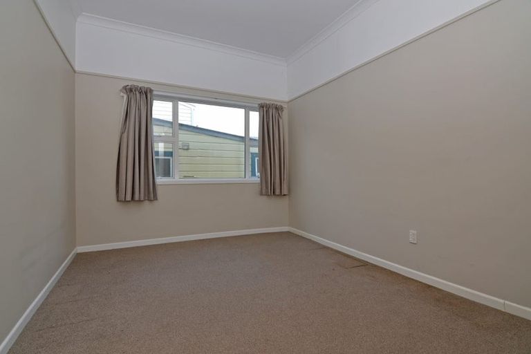 Photo of property in 122a Brougham Street, Mount Victoria, Wellington, 6011