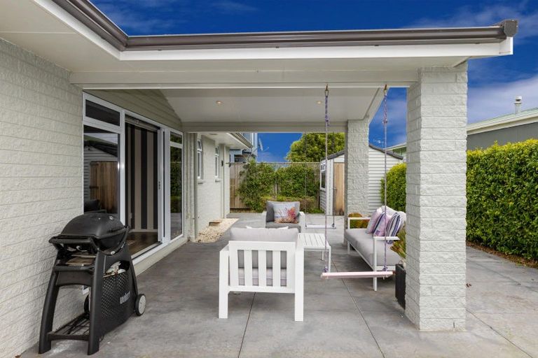 Photo of property in 1 Alfred Street, Westshore, Napier, 4110