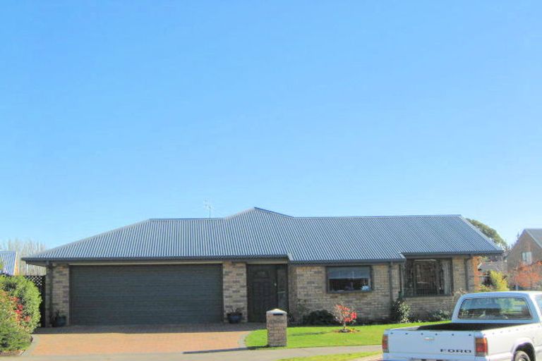 Photo of property in 43 Sefton Street, Belfast, Christchurch, 8051