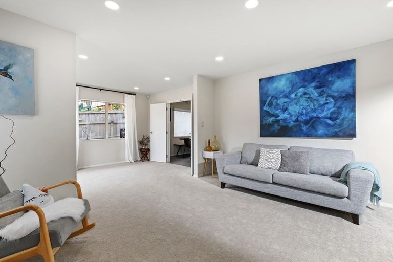 Photo of property in 30c Schnapper Rock Road, Schnapper Rock, Auckland, 0632