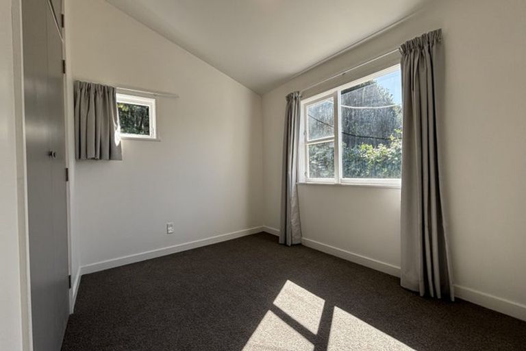 Photo of property in 18 Muri Road, Pukerua Bay, 5026