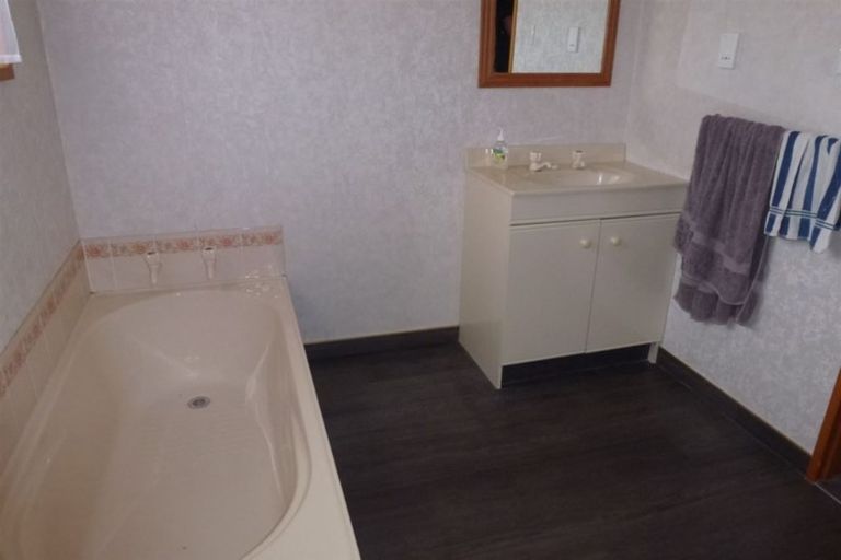 Photo of property in 3/70 Shakespeare Street, Greymouth, 7805