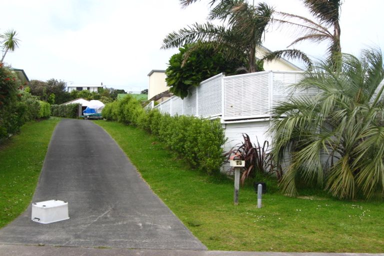 Photo of property in 27 Pacific Parade, Army Bay, Whangaparaoa, 0930