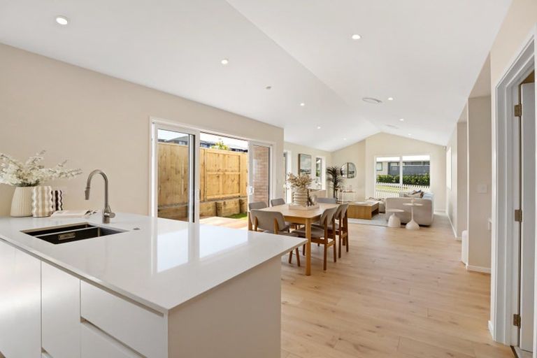 Photo of property in 2 Triplefin Avenue, Omokoroa, 3114