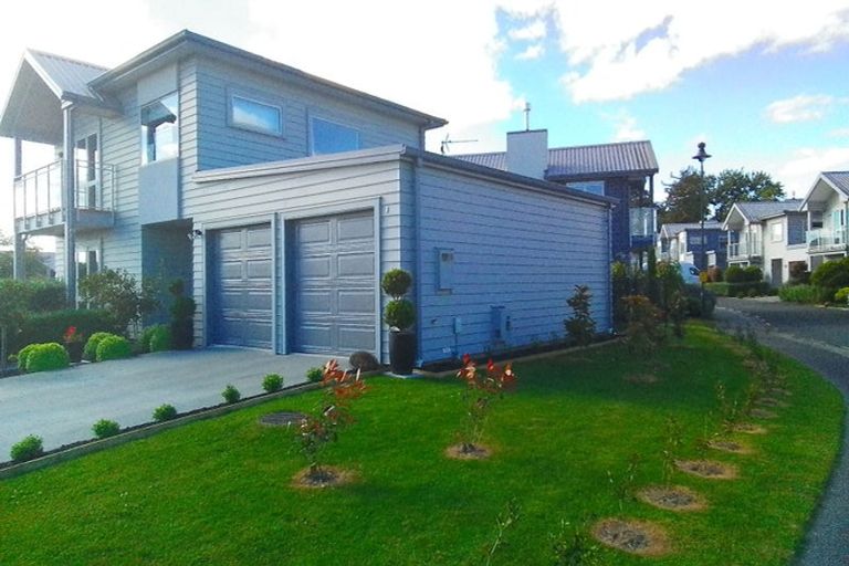 Photo of property in 46 Plescher Crescent, Leamington, Cambridge, 3432