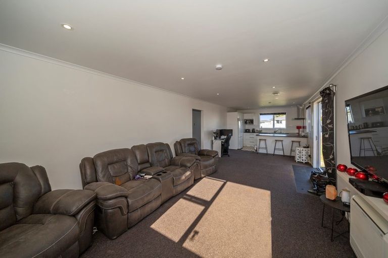 Photo of property in 17 Fantham Street, Hawera, 4610