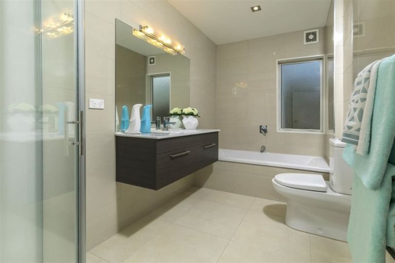 Photo of property in 13 Leafield Crescent, Henderson, Auckland, 0612