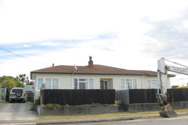 Photo of property in 130 Mackenzie Avenue, Woolston, Christchurch, 8023