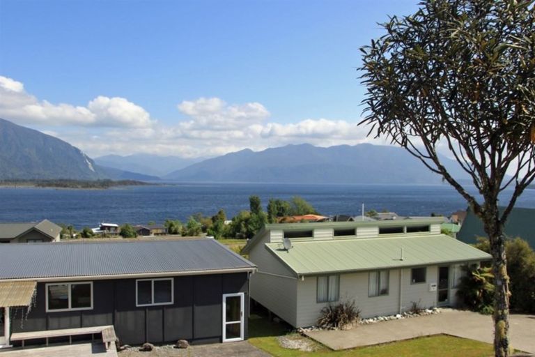 Photo of property in 57 Korua Street, Moana, 7872