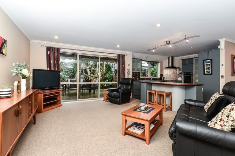 Photo of property in 18 Merlin Close, Huntington, Hamilton, 3210